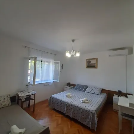 Giovanna - Spacious Lovely Appartamento San Pietro di Brazza