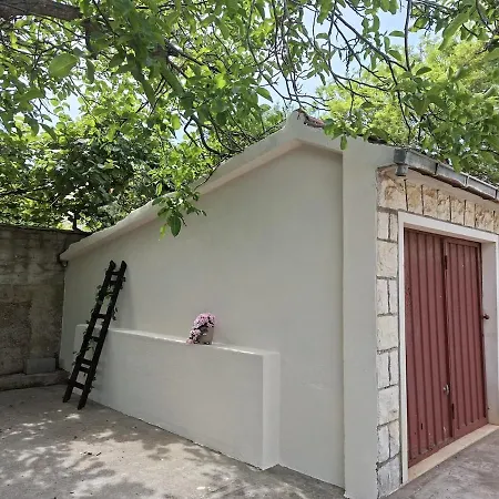 Giovanna - Spacious Lovely Appartement Supetar