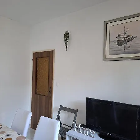 Giovanna - Spacious Lovely Supetar