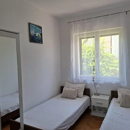 Giovanna - Spacious Lovely Apartmán Supetar