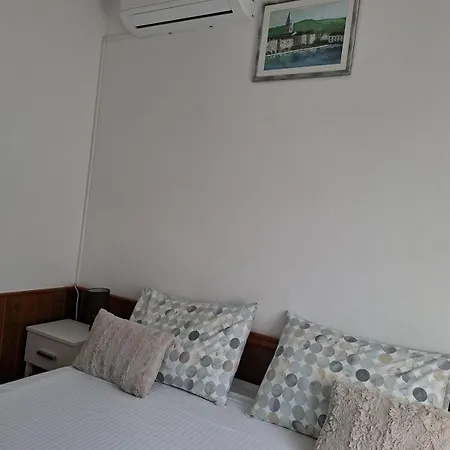 Giovanna - Spacious Lovely Apartmán *